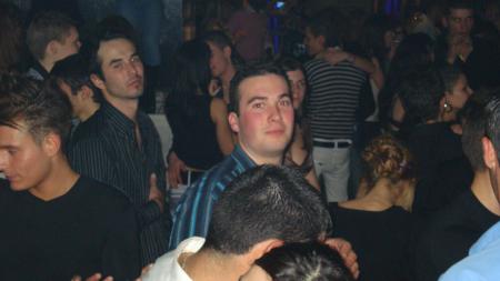 marc ta réussi a me prendre avec tout ce monde yeah